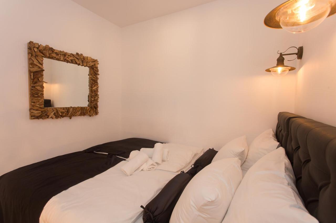 Amaizing Apartment Near Airport Kastel Stafilic Bagian luar foto