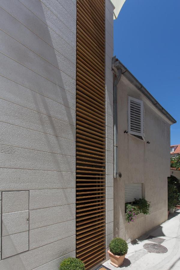 Amaizing Apartment Near Airport Kastel Stafilic Bagian luar foto